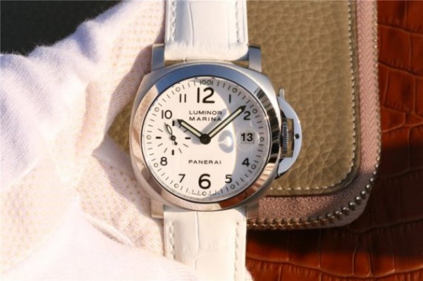 Panerai PAM049 XF White Dial White Leather Strap A7750