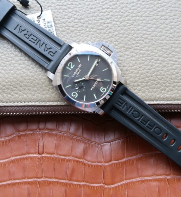 Panerai VSF PAM320 GMT Rubber Strap P.9001 Super Clone