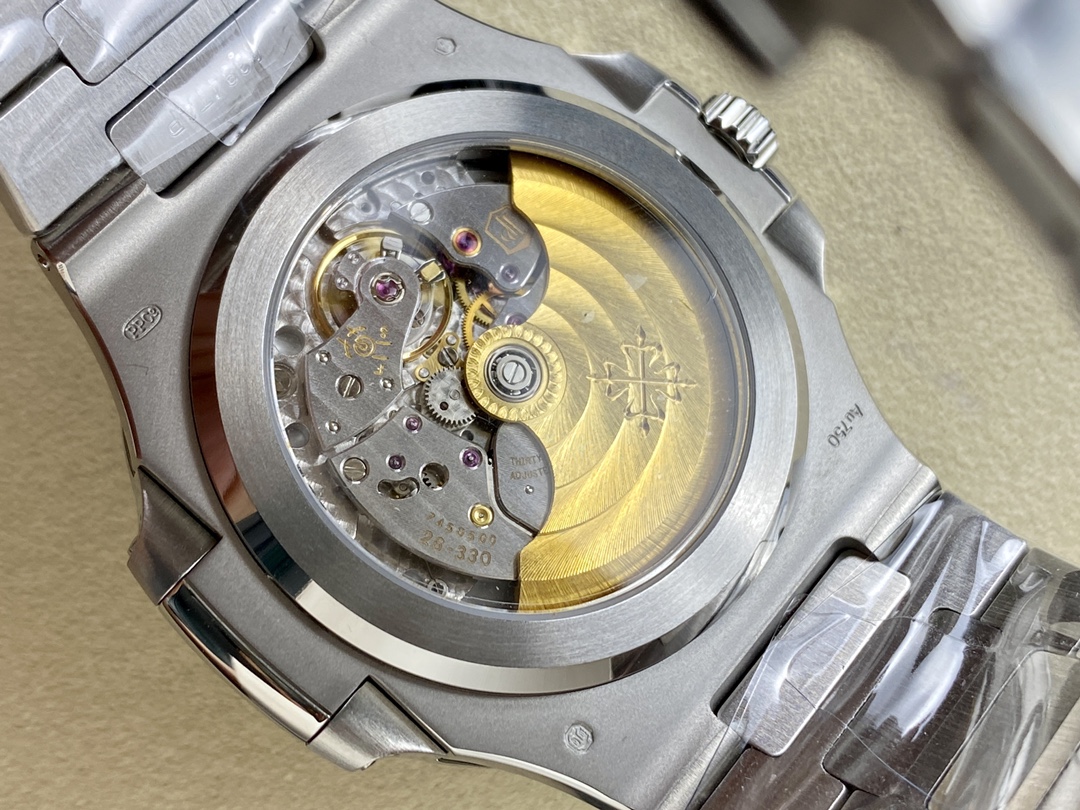 Patek Philippe 5811G Nautilus