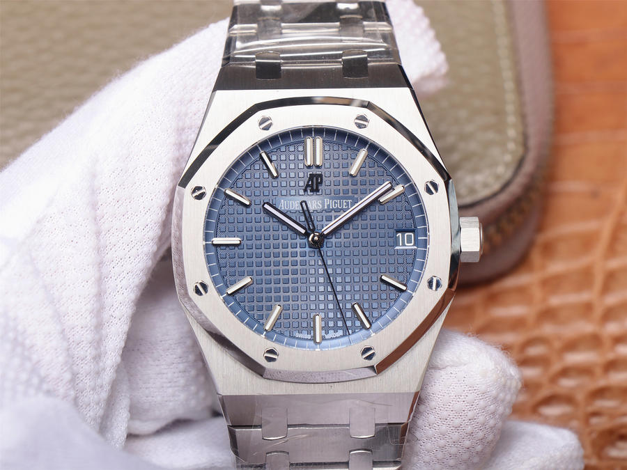 Audemars Piguet Royal oak 67650 33mm 1:1 Superclone