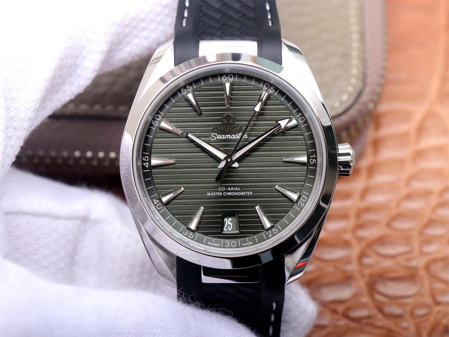 Omega Seamaster Aqua Terra Co-Axial SPECTRE - 1:1 Superclone